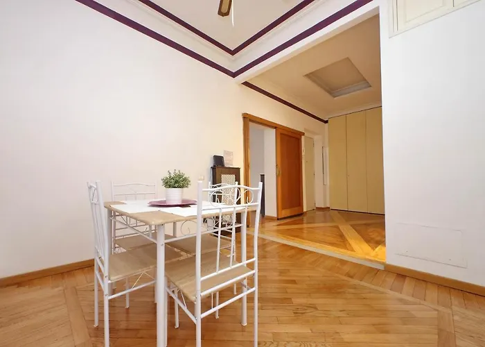 Sanctuary 32 Apartment