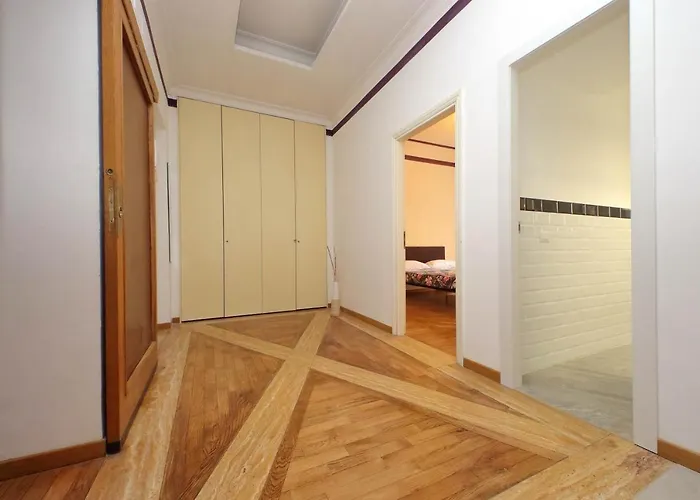 Sanctuary 32 Rome
