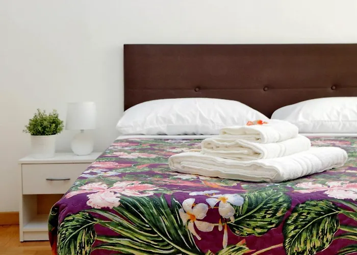 Apartment Sanctuary 32